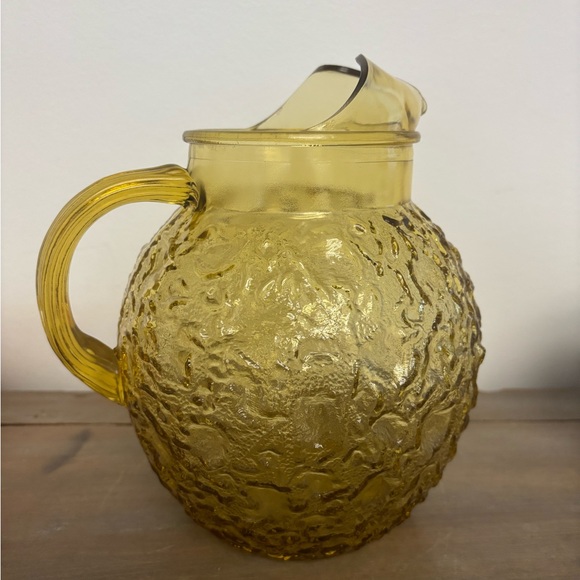 Anchor Hocking Other - Vintage Anchor Hocking Lido Milano Crinkle Amber Honey Amber Ball Glass Pitcher